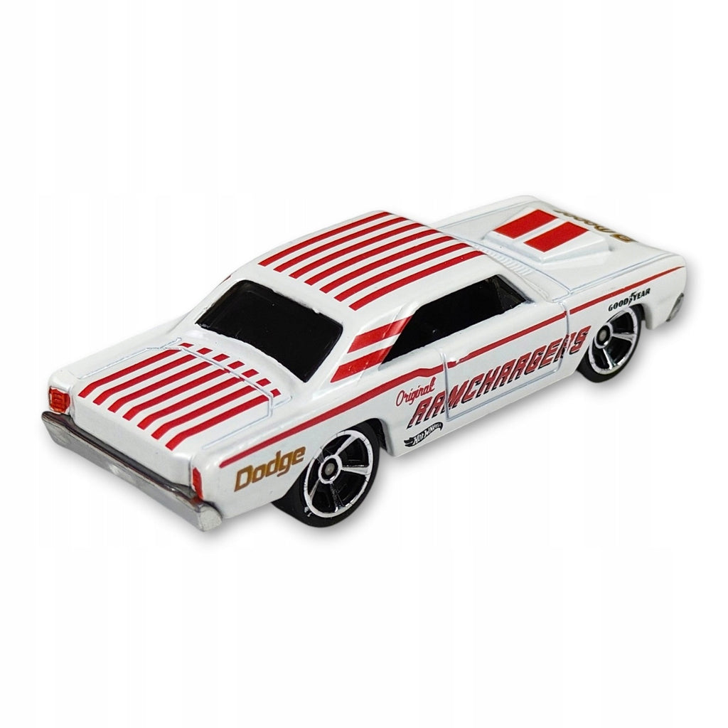 Hot Wheels - 68 Dodge Dart - Luzak