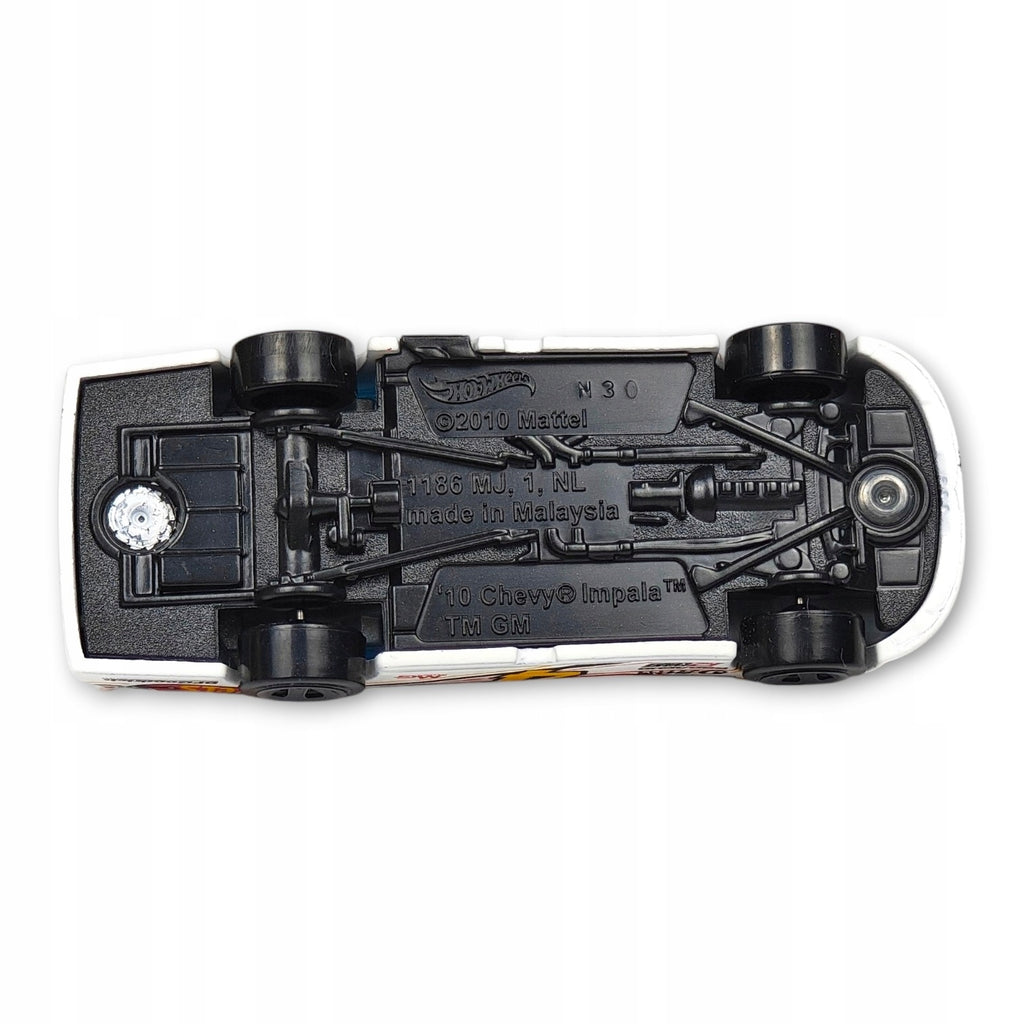 Hot Wheels - 2010 Chevy Impala - Luzak