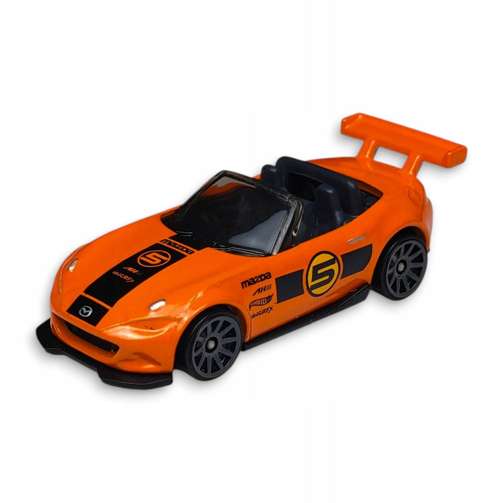 Hot Wheels - 15 Mazda MX-5 Miata - Luzak