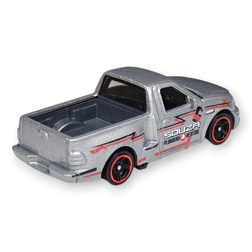 Hot Wheels - 99 Ford F-150 SVT Lightning - Luzak