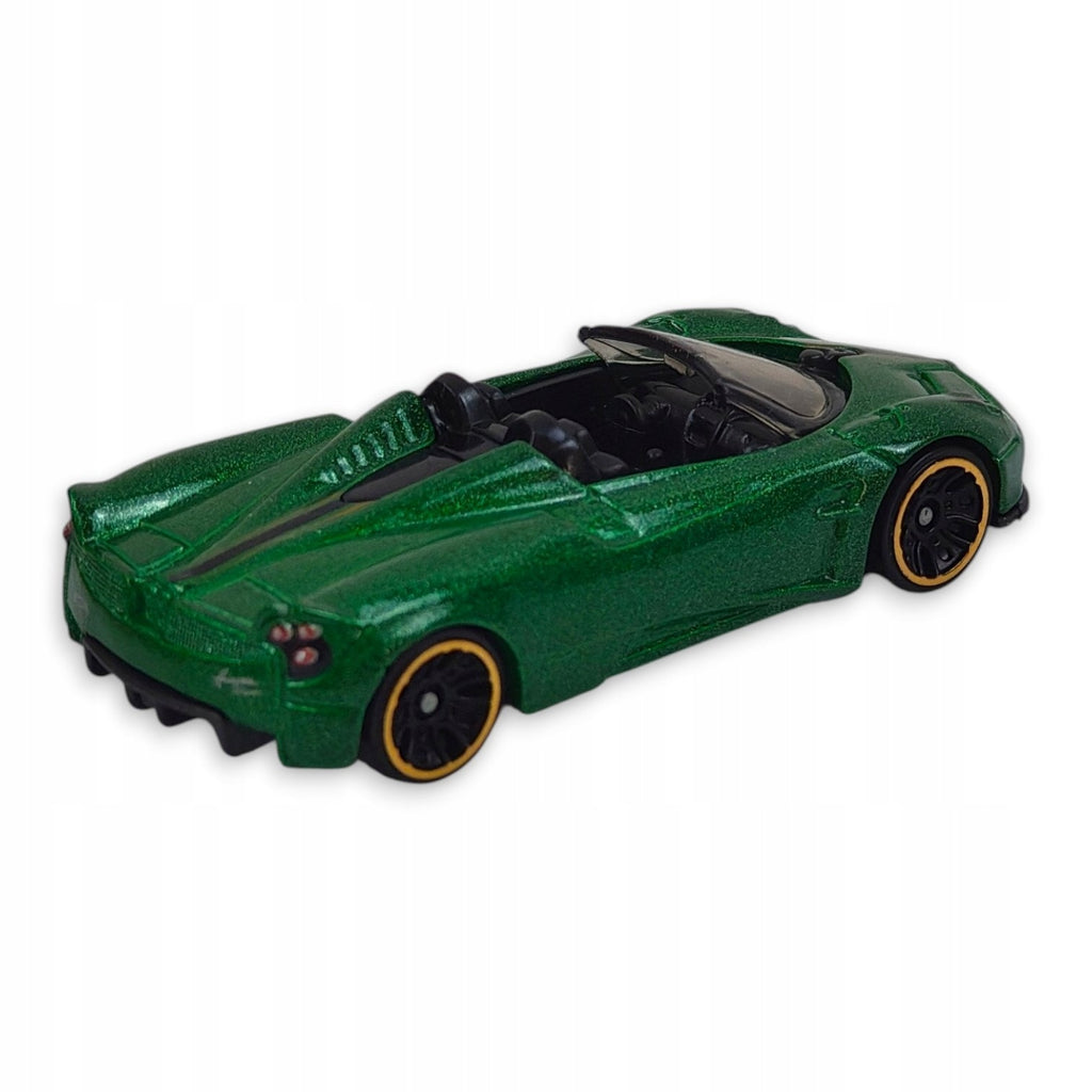 Hot Wheels - 17 Pagani Huayra Roadster - Luzak