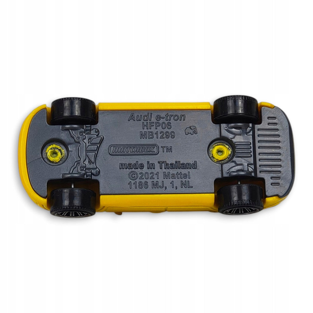 Matchbox - Audi E-Tron - Luzak