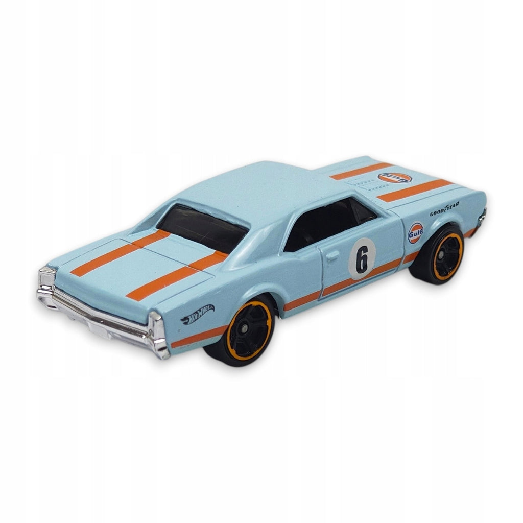 Hot Wheels - 67 Oldsmobile 442 - Luzak
