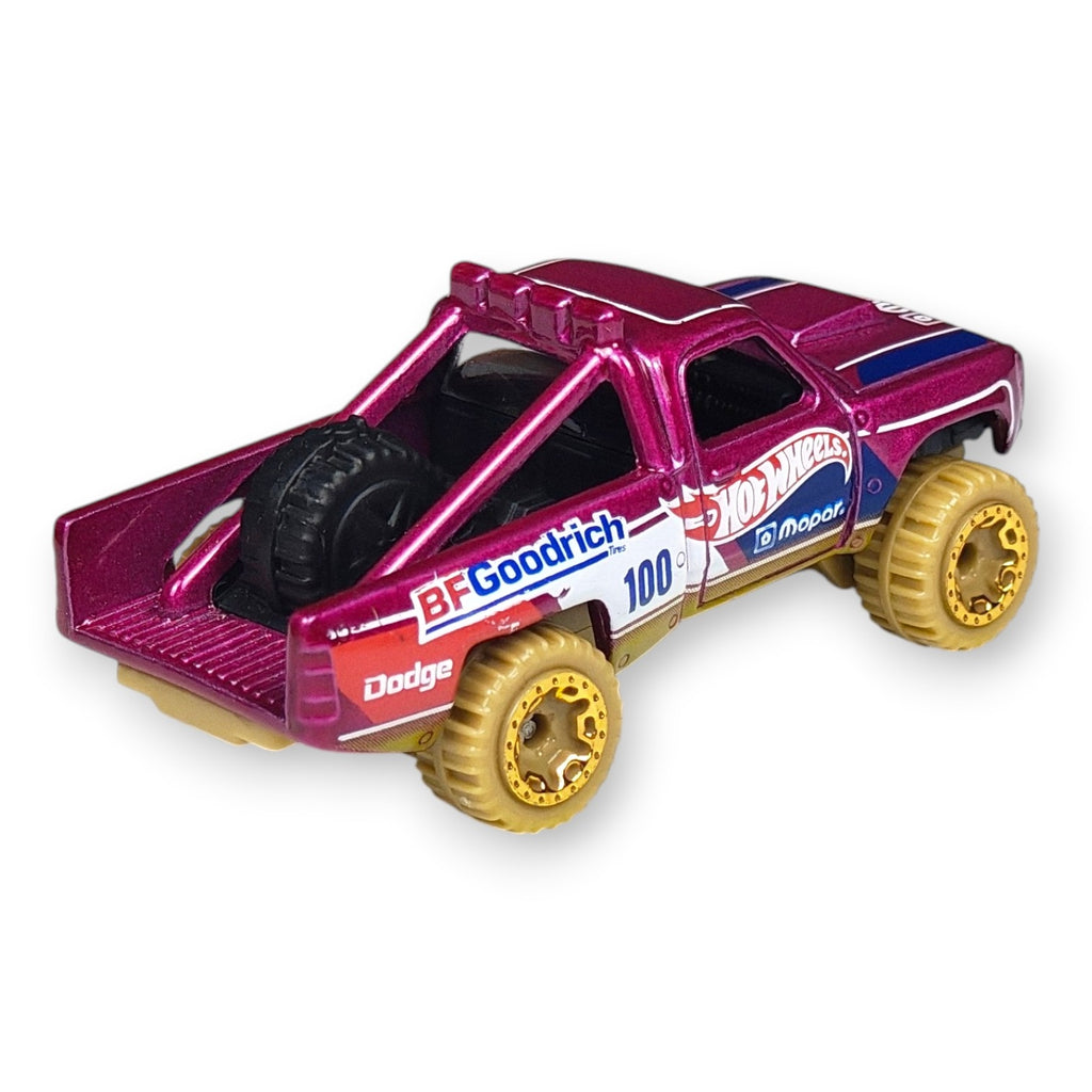 Hot Wheels - 87 Dodge D100 - Luzak
