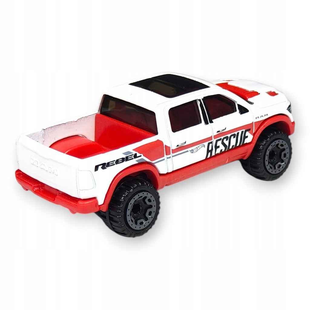 Hot Wheels - 2020 Ram 1500 Rebel - Luzak