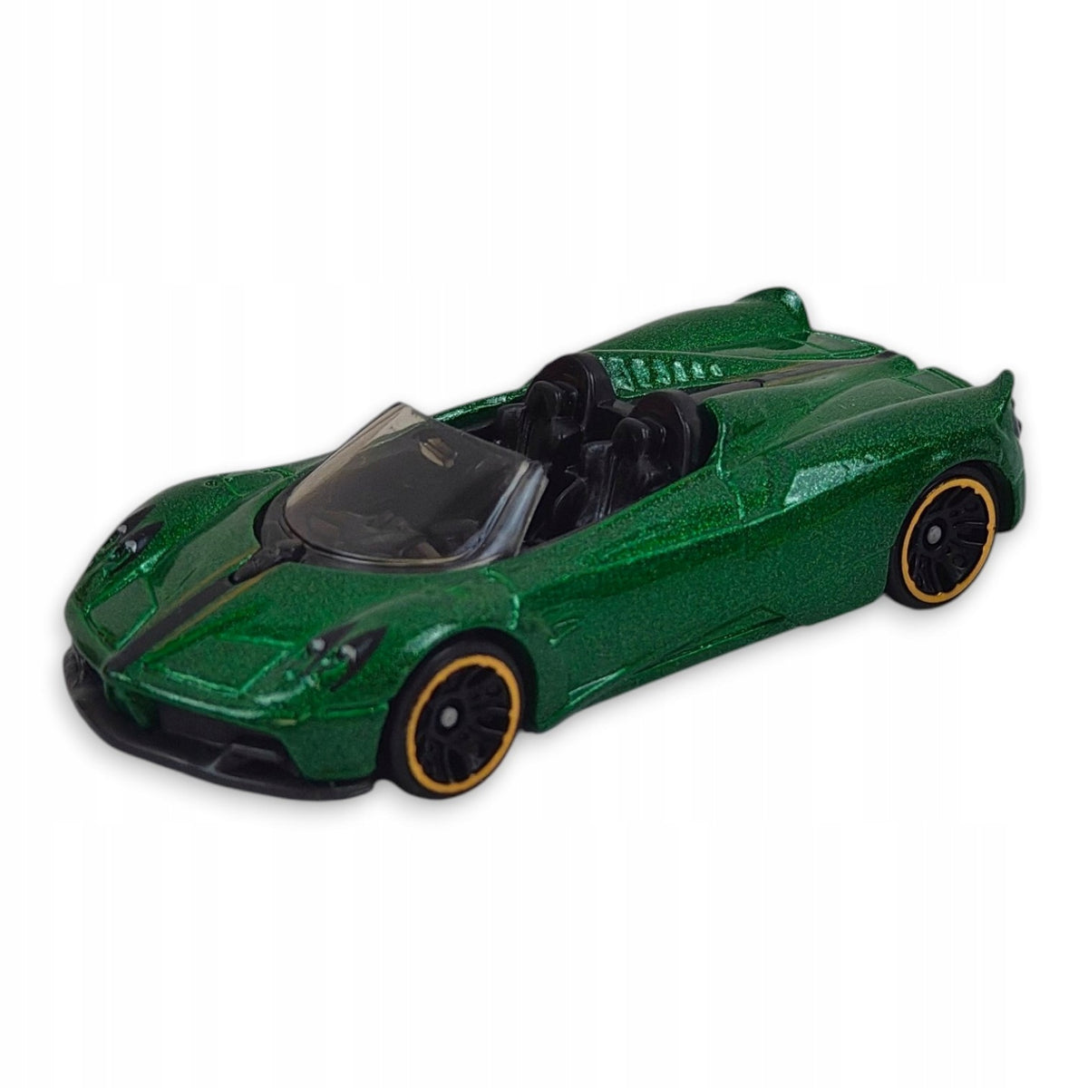 Hot Wheels - 17 Pagani Huayra Roadster - Luzak