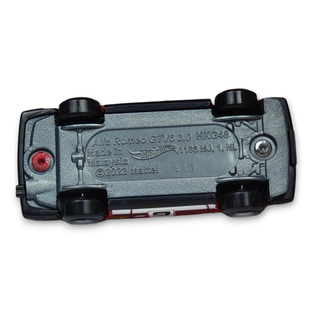 Hot Wheels - Alfa Romeo GTV6 3.0 - Luzak